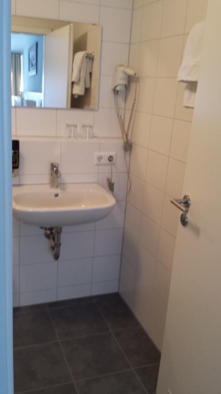 Hotel Alte Krone Tübingen Oda fotoğraf